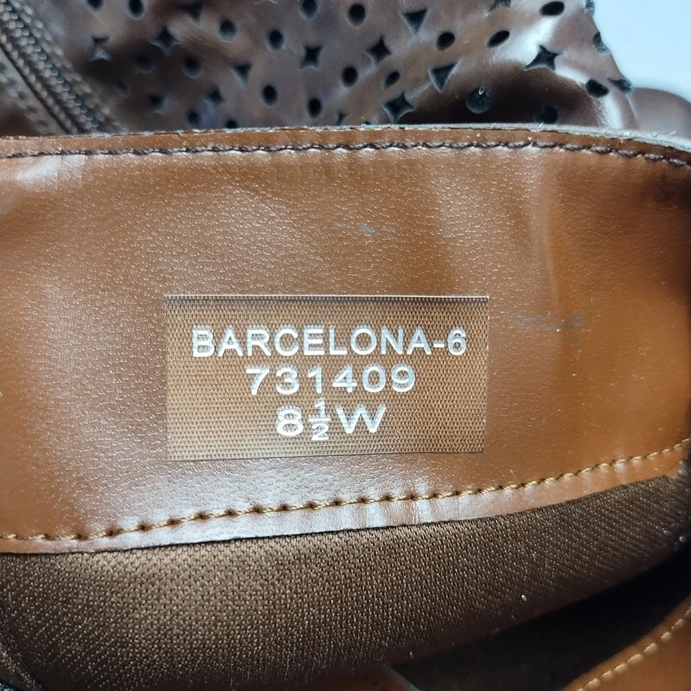 Barcelona-6 Boots‎ Womens Size 8.5W Brown Leather Waterproof Round Toe Side Zip
